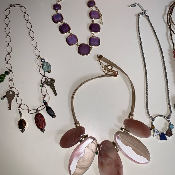 A lot of 14 necklaces for 1 price - Picture 4 of 5